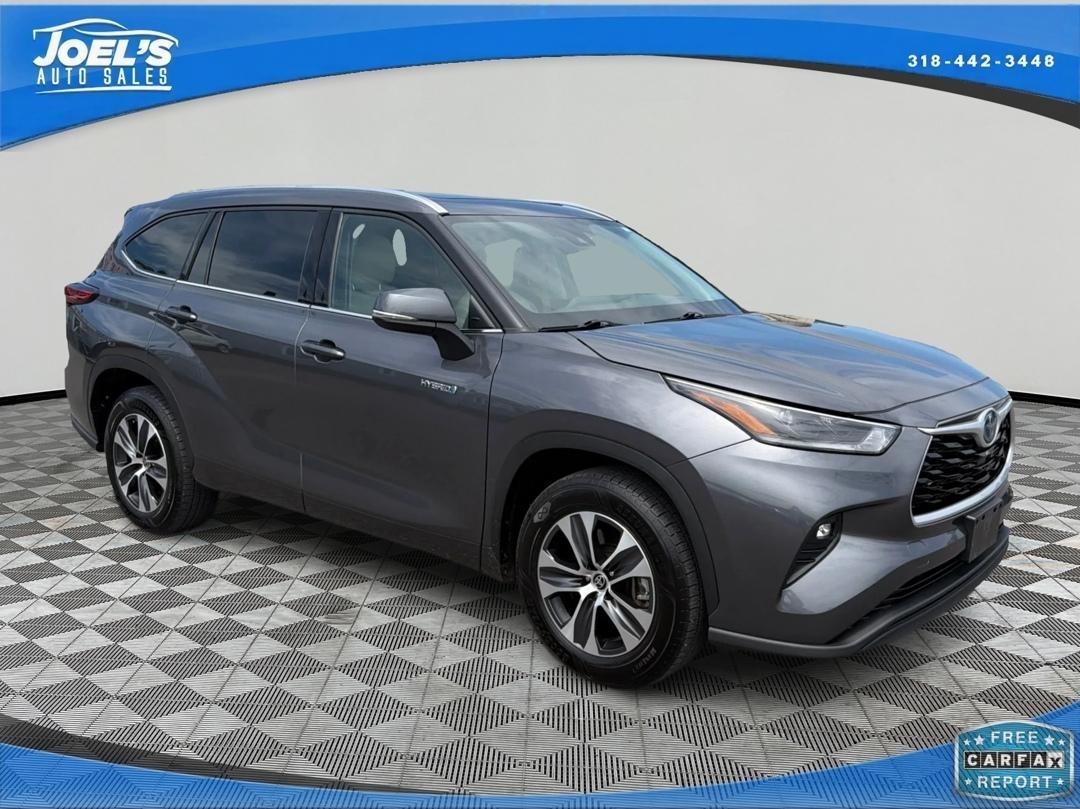 Toyota Highlander Hybrid XLE 2021