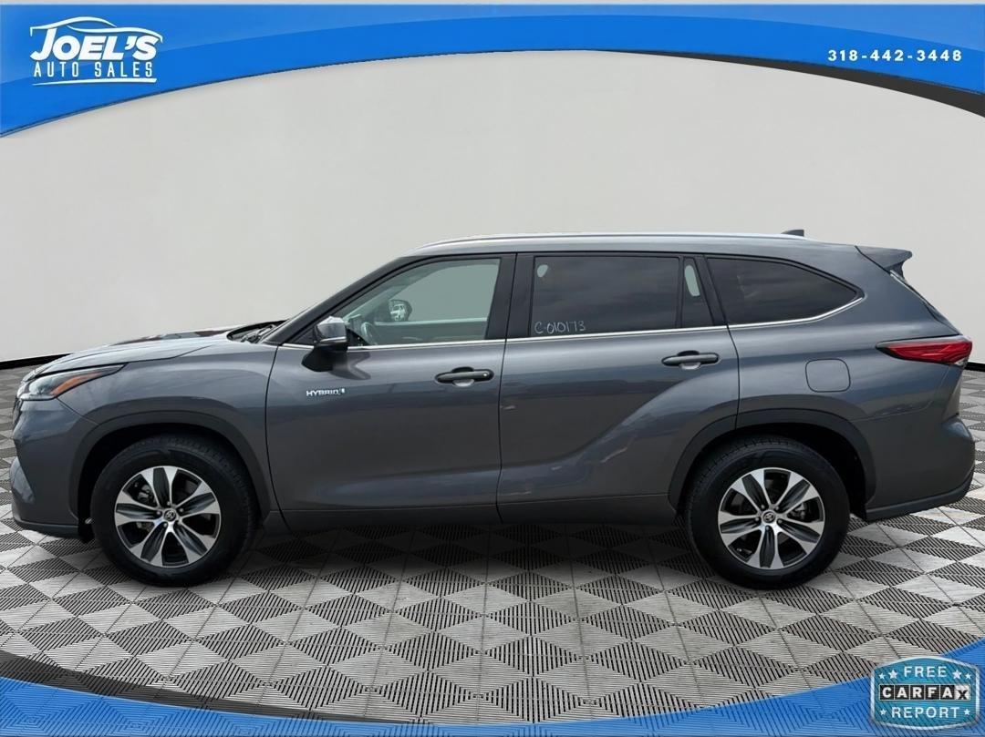 Toyota Highlander Hybrid XLE 2021