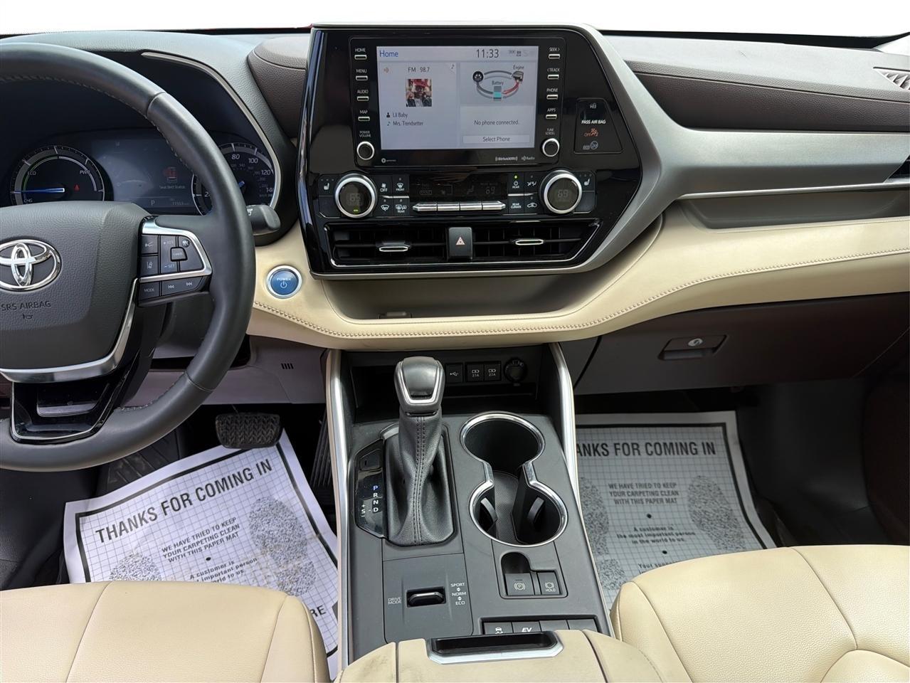 Toyota Highlander Hybrid XLE 2021