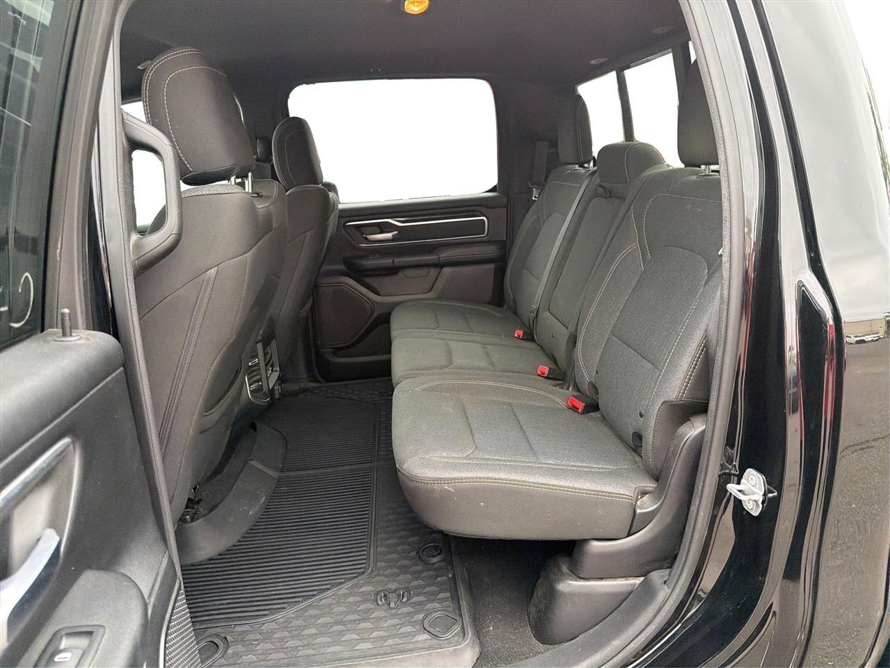 RAM 1500 Big Horn Crew Cab SWB 4WD 2019