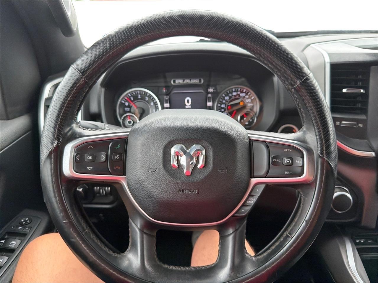 RAM 1500 Big Horn Crew Cab SWB 4WD 2019