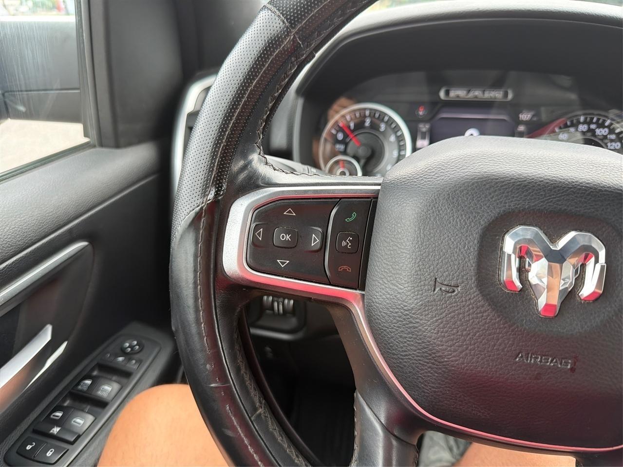 RAM 1500 Big Horn Crew Cab SWB 4WD 2019