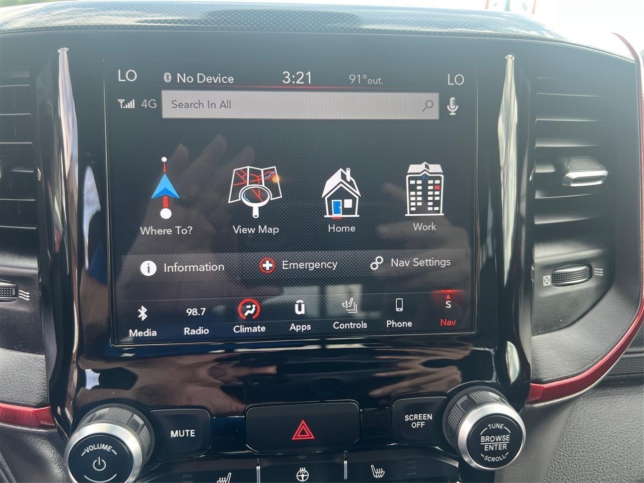 RAM 1500 Rebel Crew Cab SB 4WD 2019
