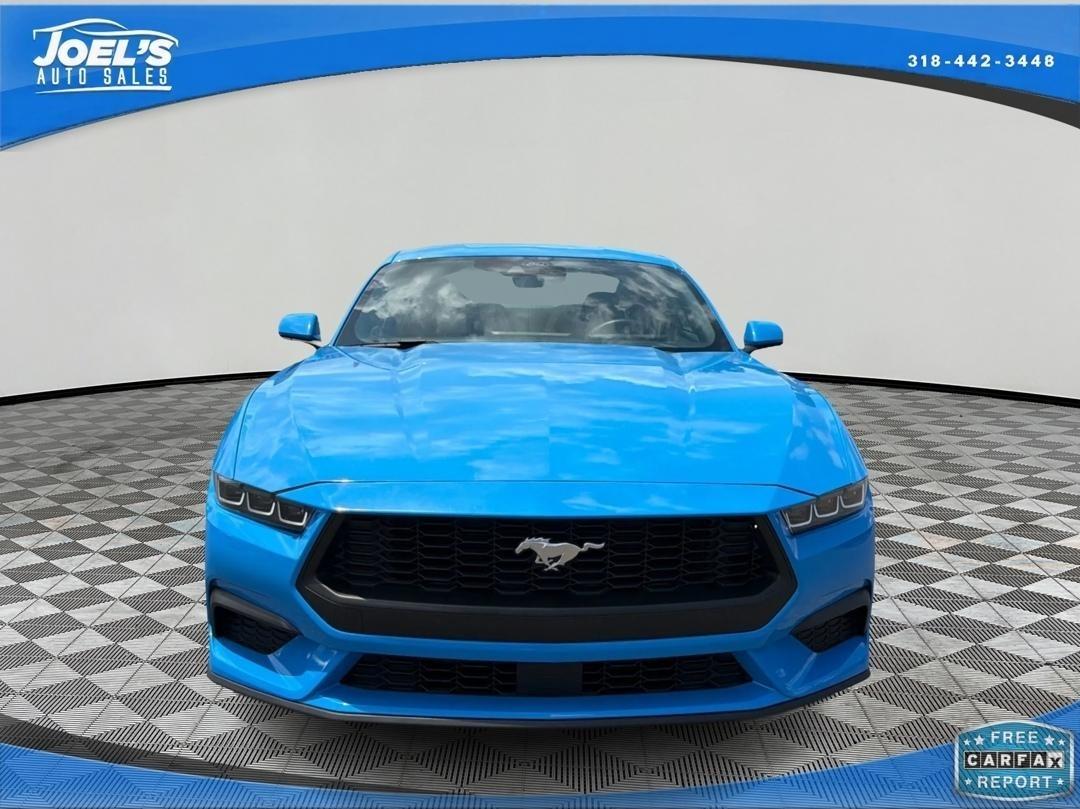 Ford Mustang EcoBoost Coupe 2024