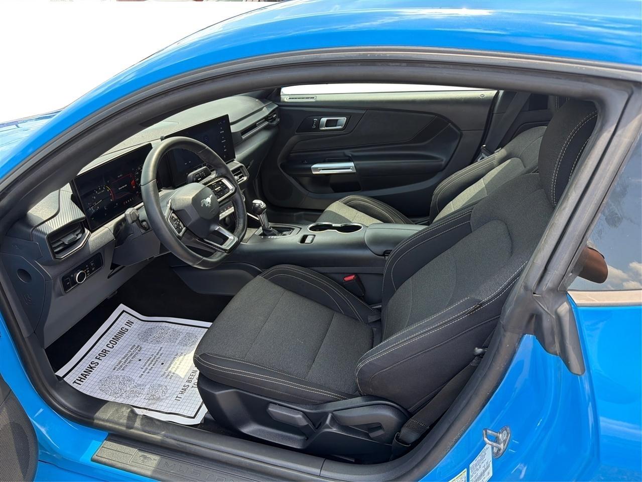 Ford Mustang EcoBoost Coupe 2024