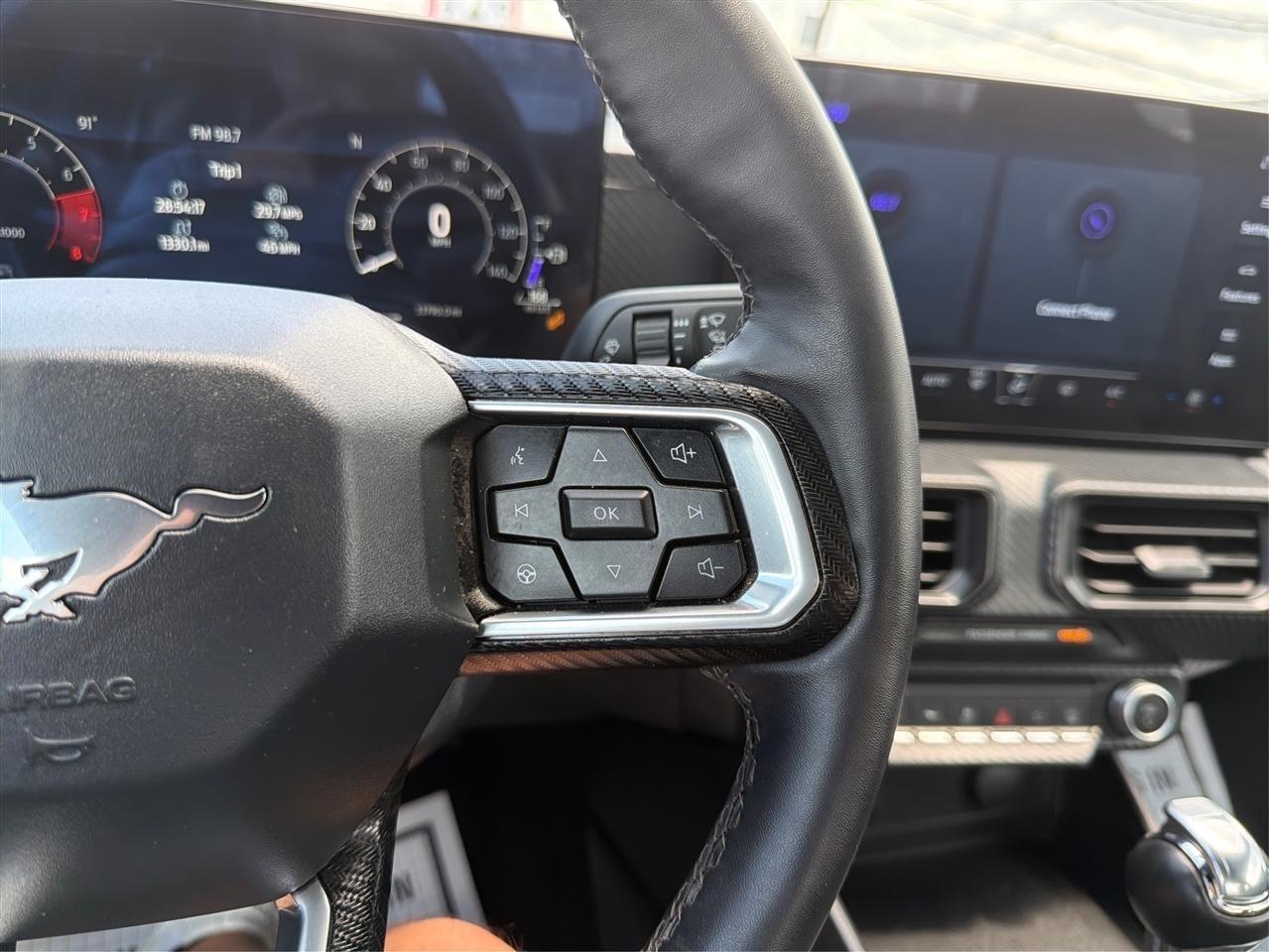 Ford Mustang EcoBoost Coupe 2024