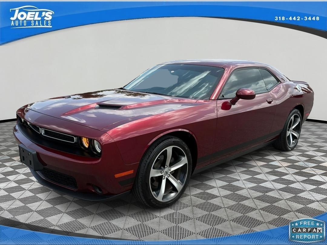 2019 Dodge Challenger SXT Auto's photo