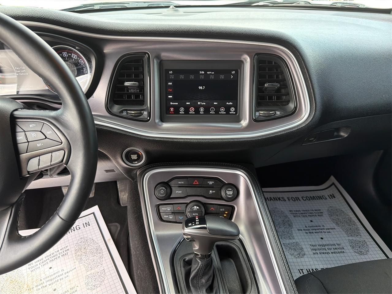 Dodge Challenger SXT 2019