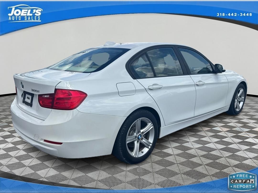 BMW 3-Series 320i Sedan 2015