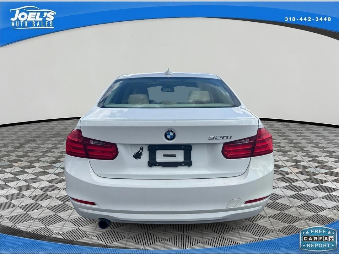 BMW 3-Series 320i Sedan 2015