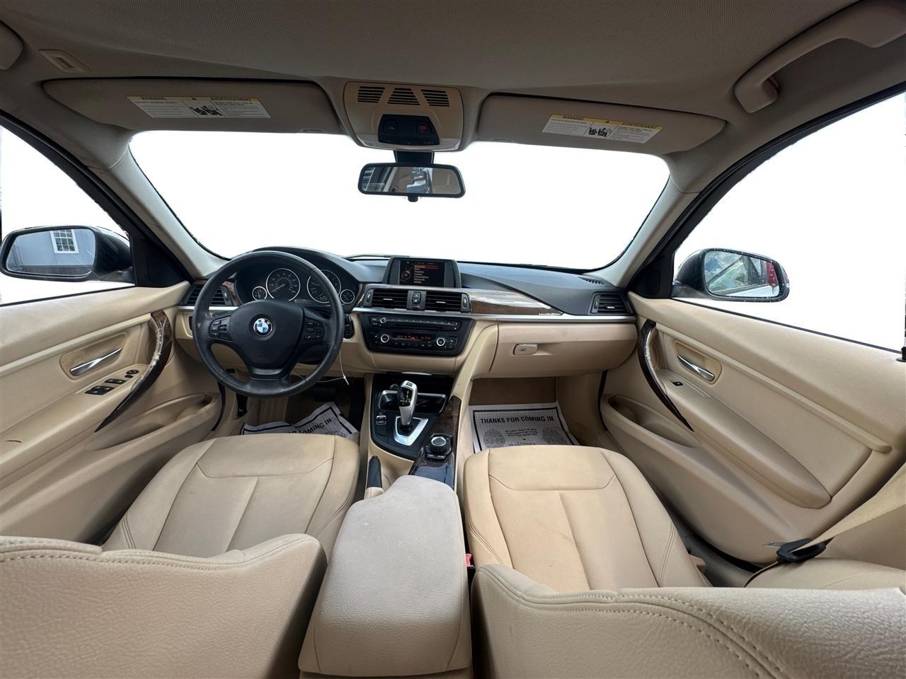 BMW 3-Series 320i Sedan 2015