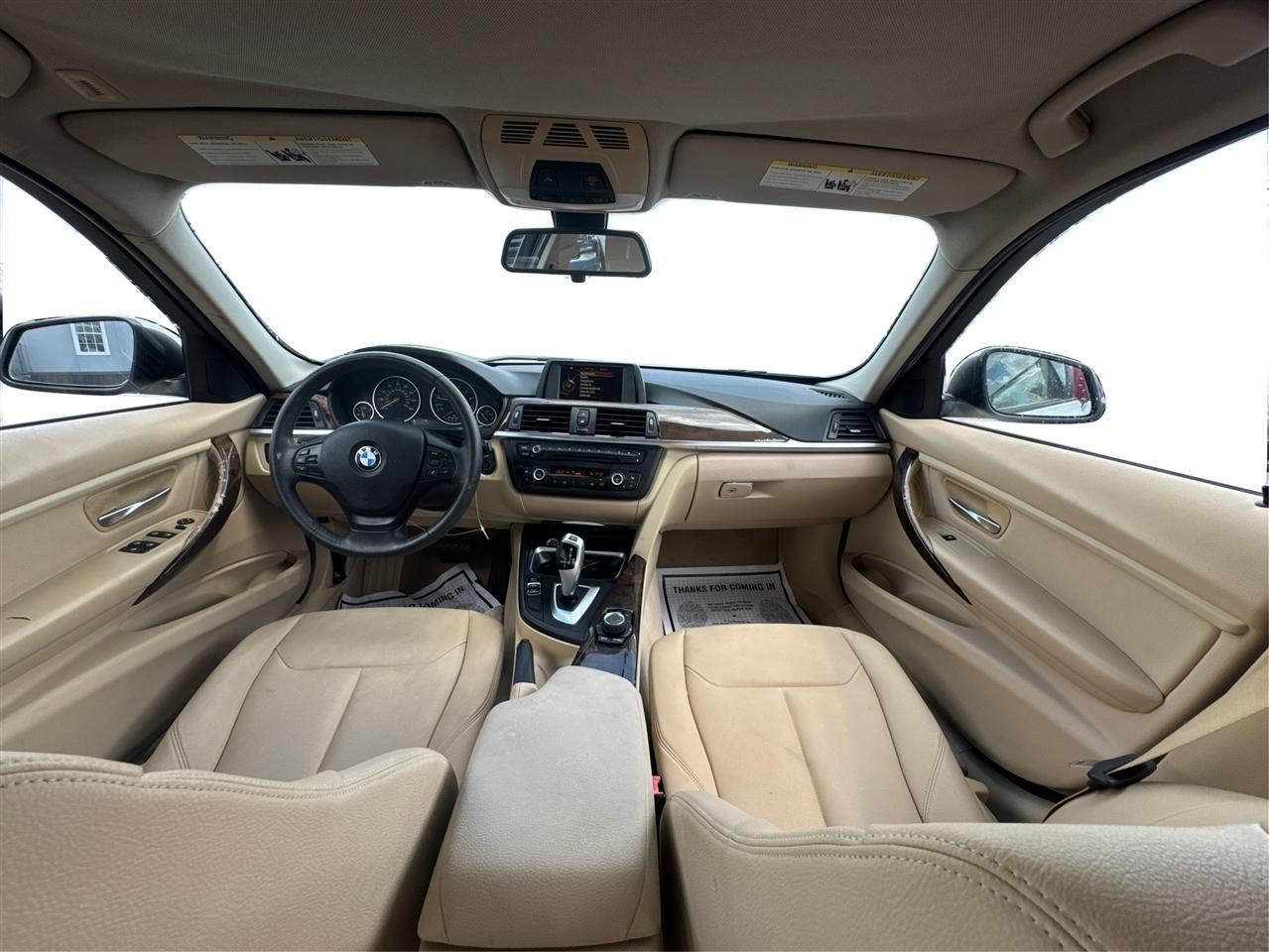 BMW 3-Series 320i Sedan 2015