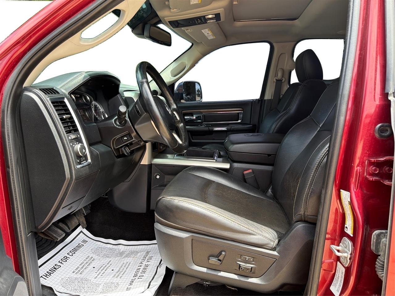 RAM 2500 Laramie Crew Cab SWB 4WD 2015