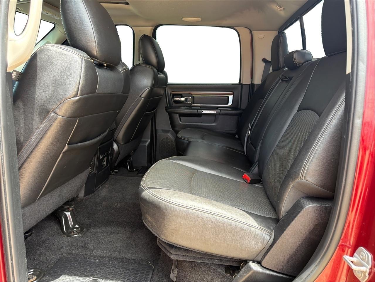 RAM 2500 Laramie Crew Cab SWB 4WD 2015