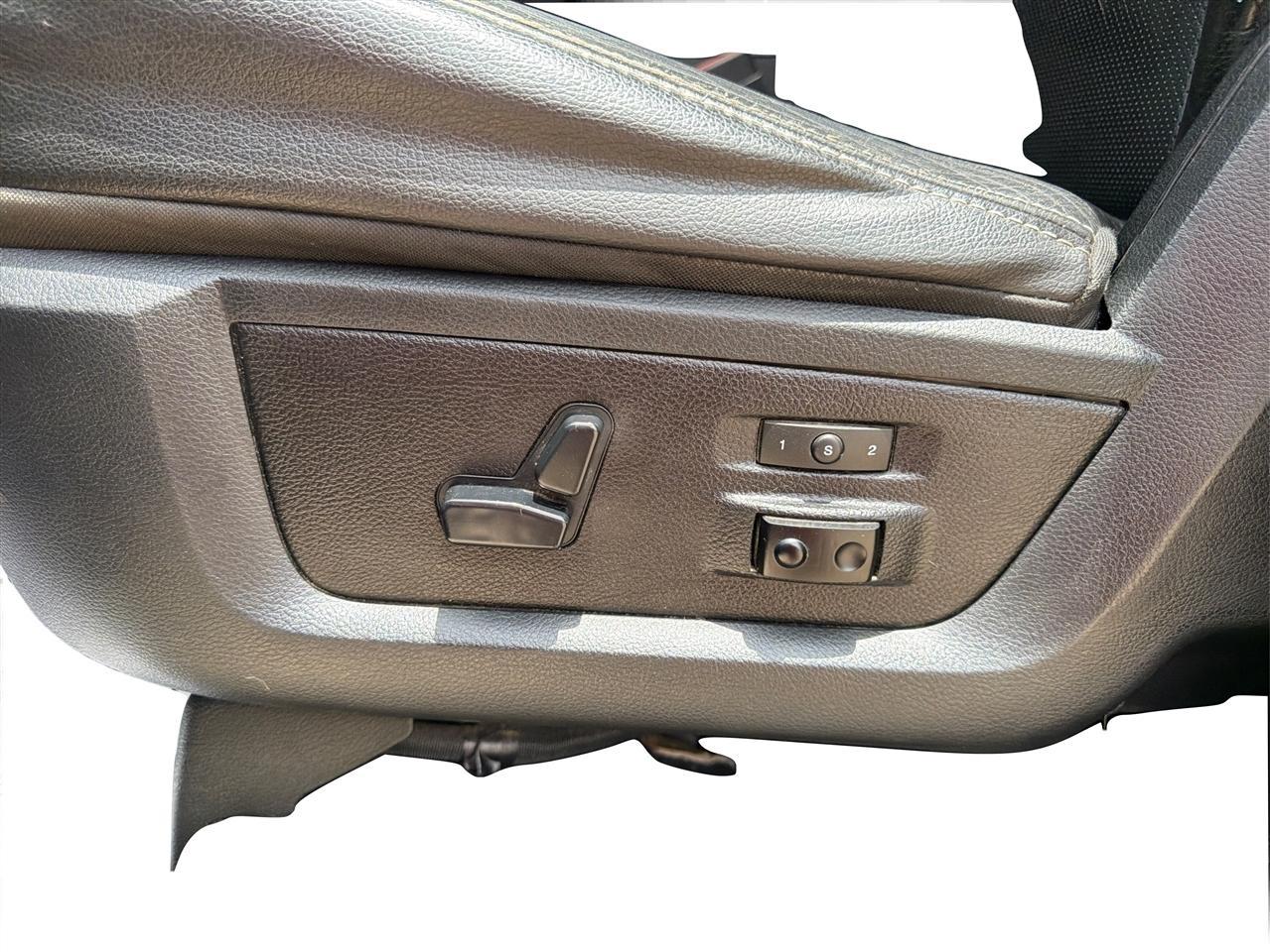 RAM 2500 Laramie Crew Cab SWB 4WD 2015