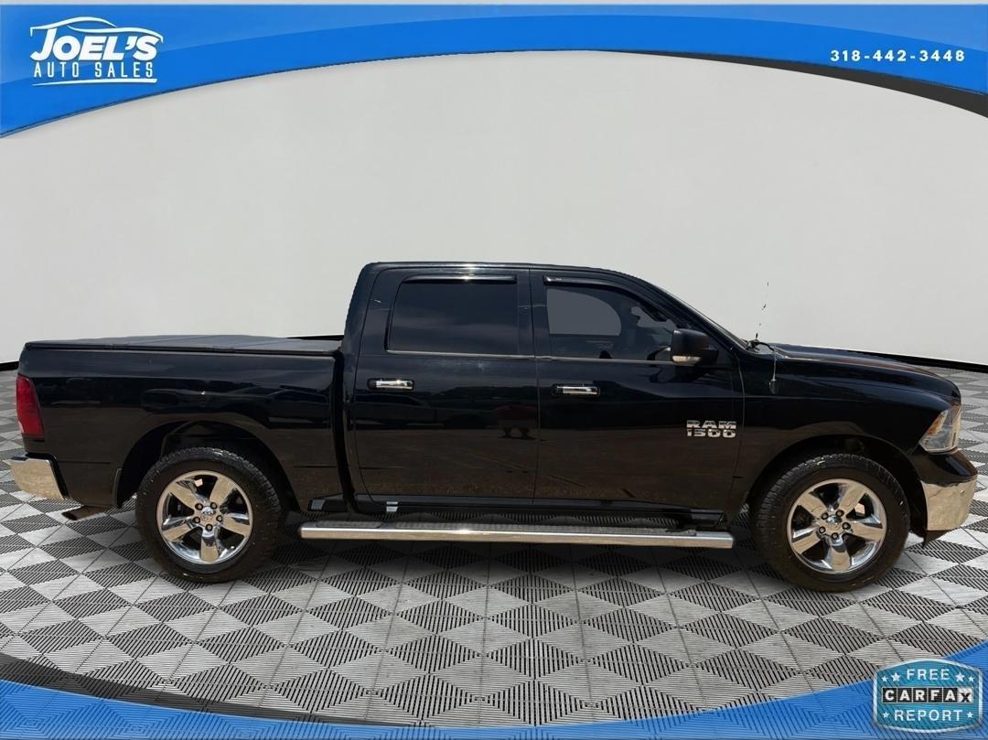 RAM 1500 SLT Crew Cab SWB 2WD 2015