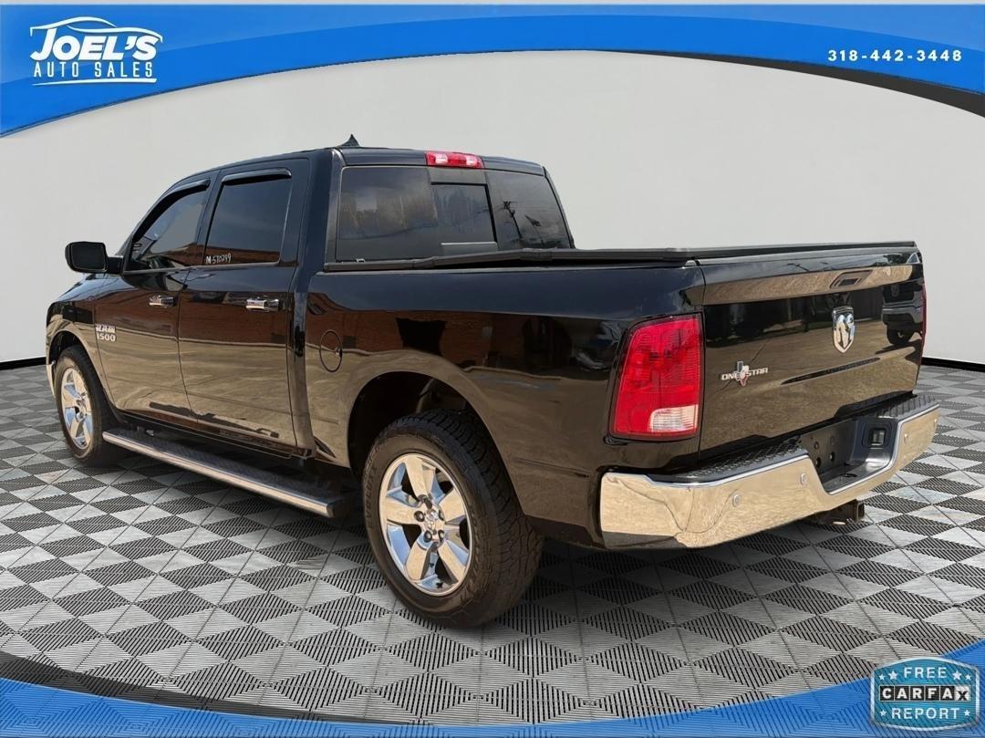 RAM 1500 SLT Crew Cab SWB 2WD 2015