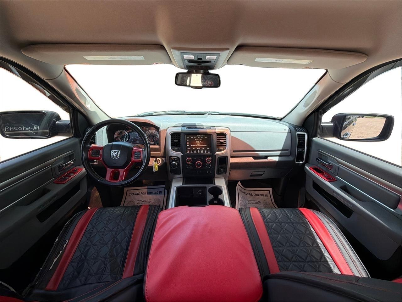 RAM 1500 SLT Crew Cab SWB 2WD 2015