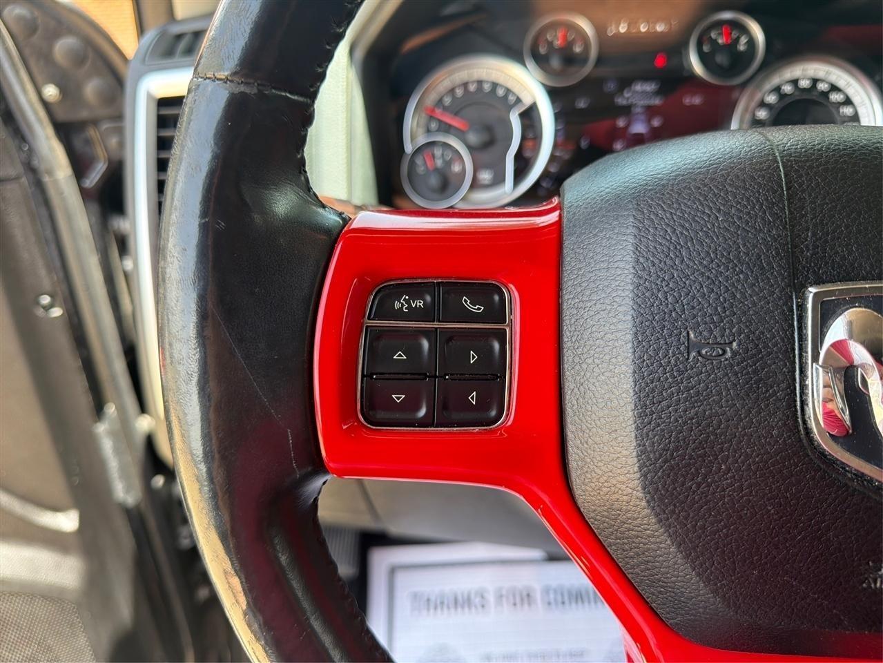 RAM 1500 SLT Crew Cab SWB 2WD 2015