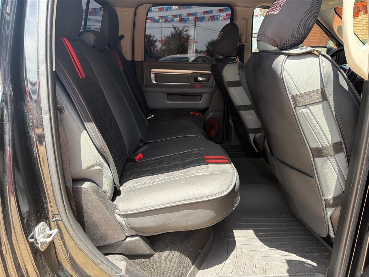 RAM 1500 SLT Crew Cab SWB 2WD 2015