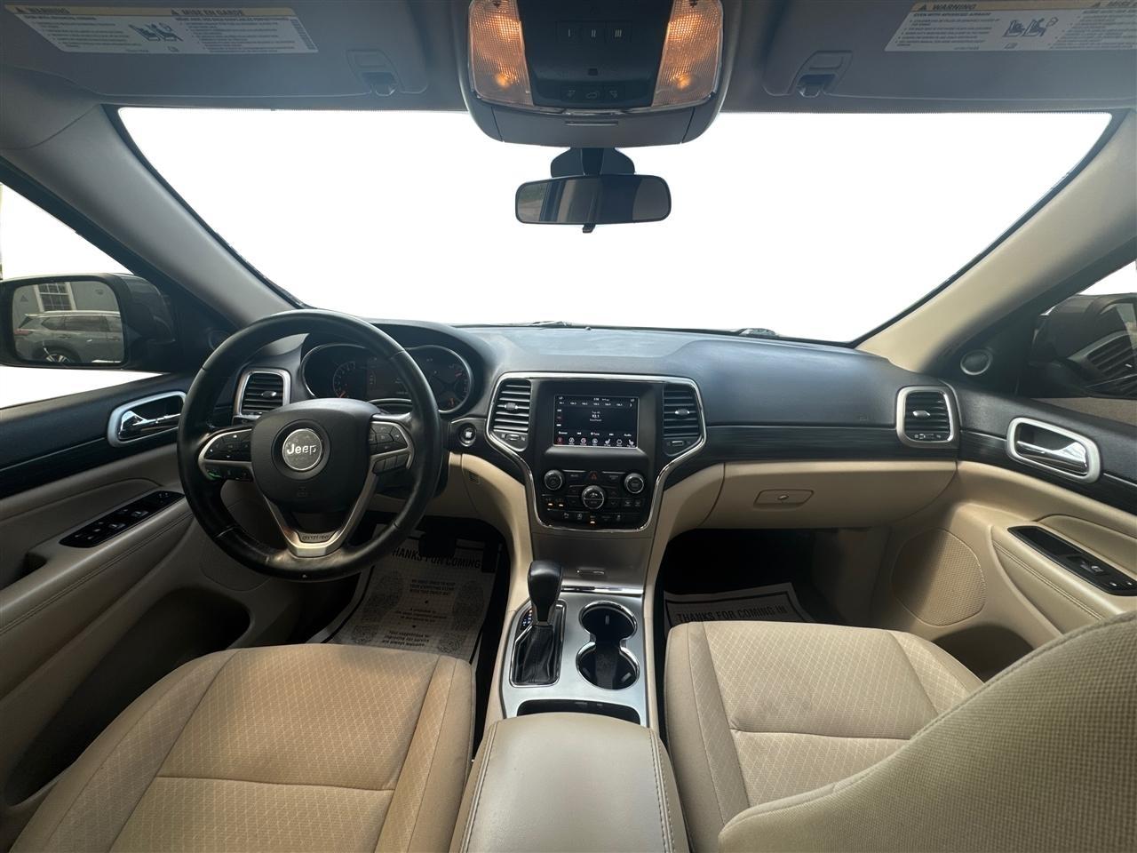 Jeep Grand Cherokee Laredo 4WD 2020
