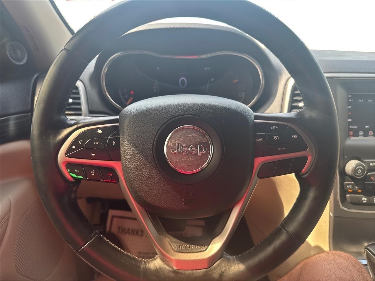 Jeep Grand Cherokee Laredo 4WD 2020