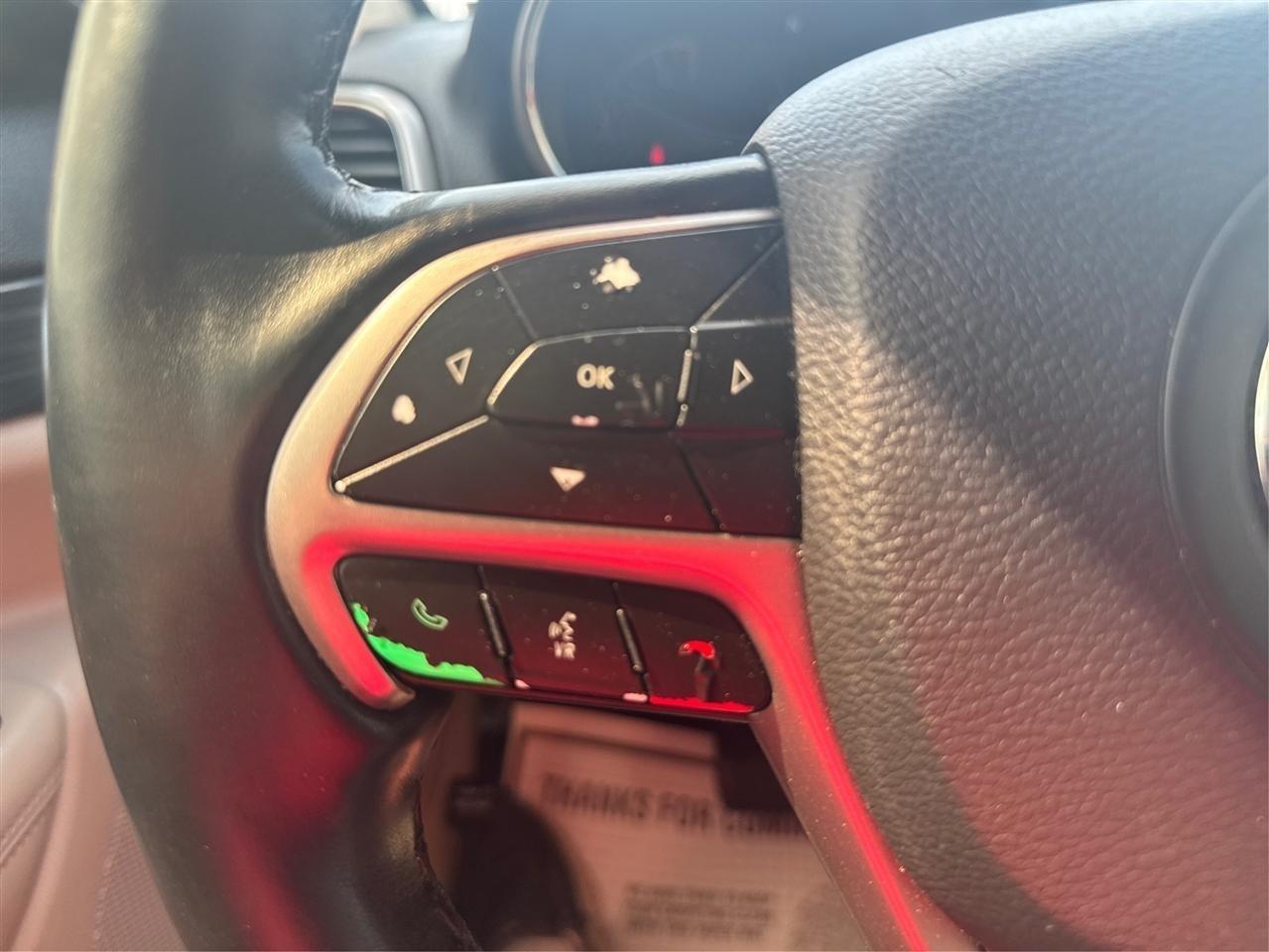 Jeep Grand Cherokee Laredo 4WD 2020