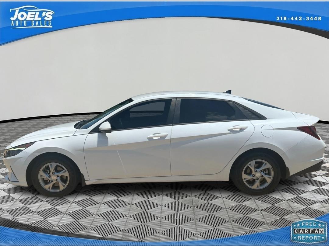 Hyundai Elantra SE 2022