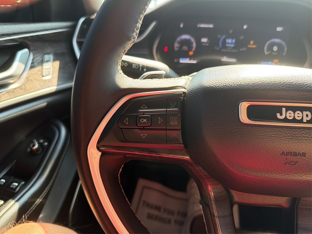 Jeep Grand Cherokee Limited 4WD 2023