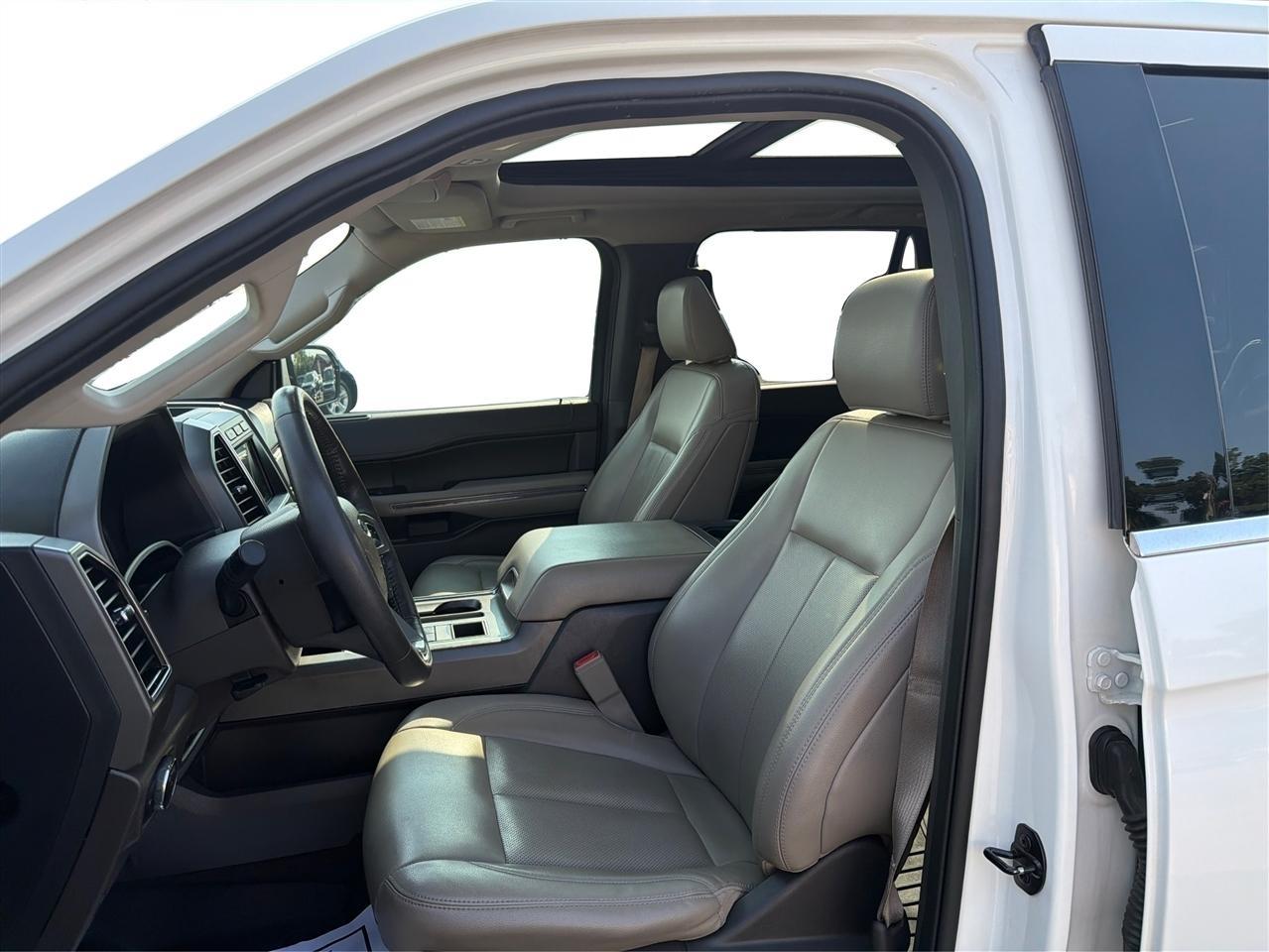 Ford Expedition XLT 2021