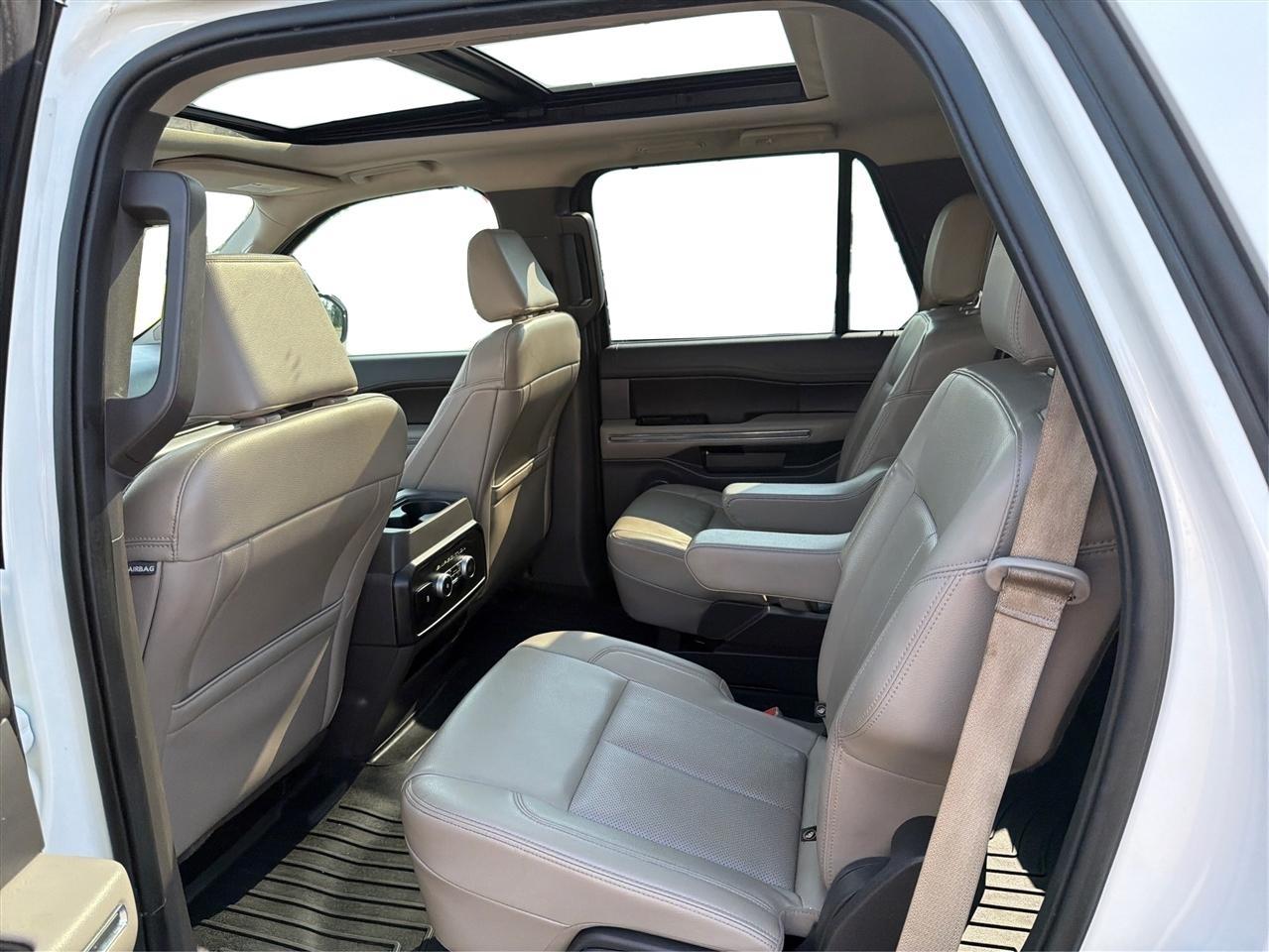 Ford Expedition XLT 2021