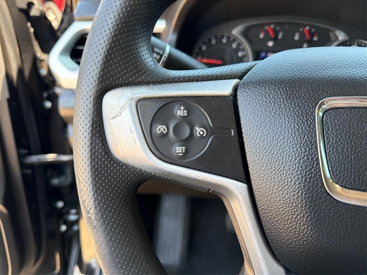 GMC Acadia SLE 2021