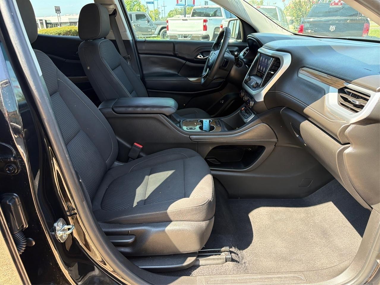 GMC Acadia SLE 2021