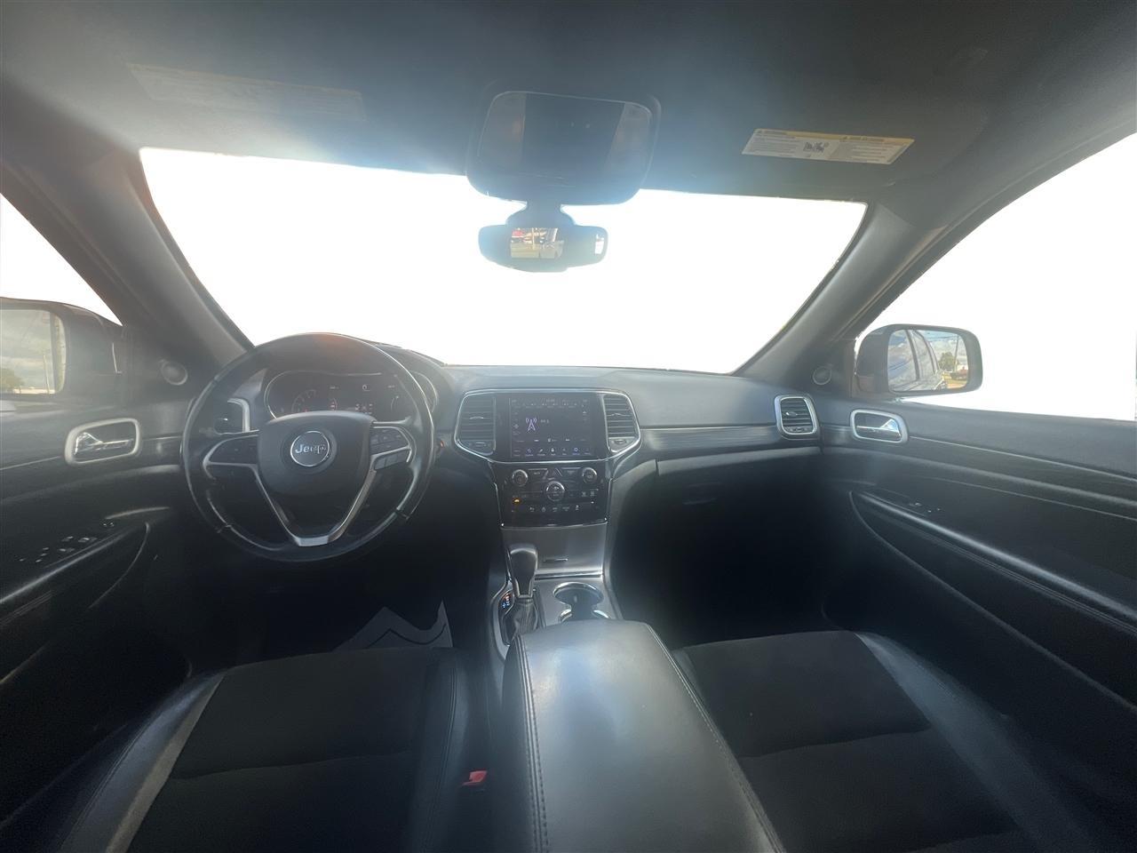 Jeep Grand Cherokee Laredo 4WD 2019