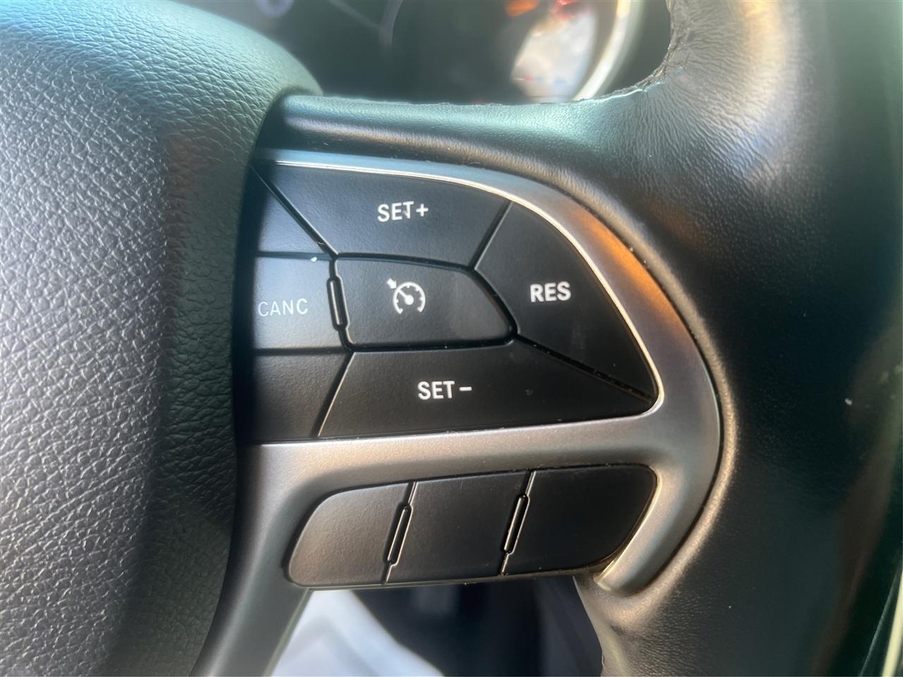 Jeep Grand Cherokee Laredo 4WD 2019