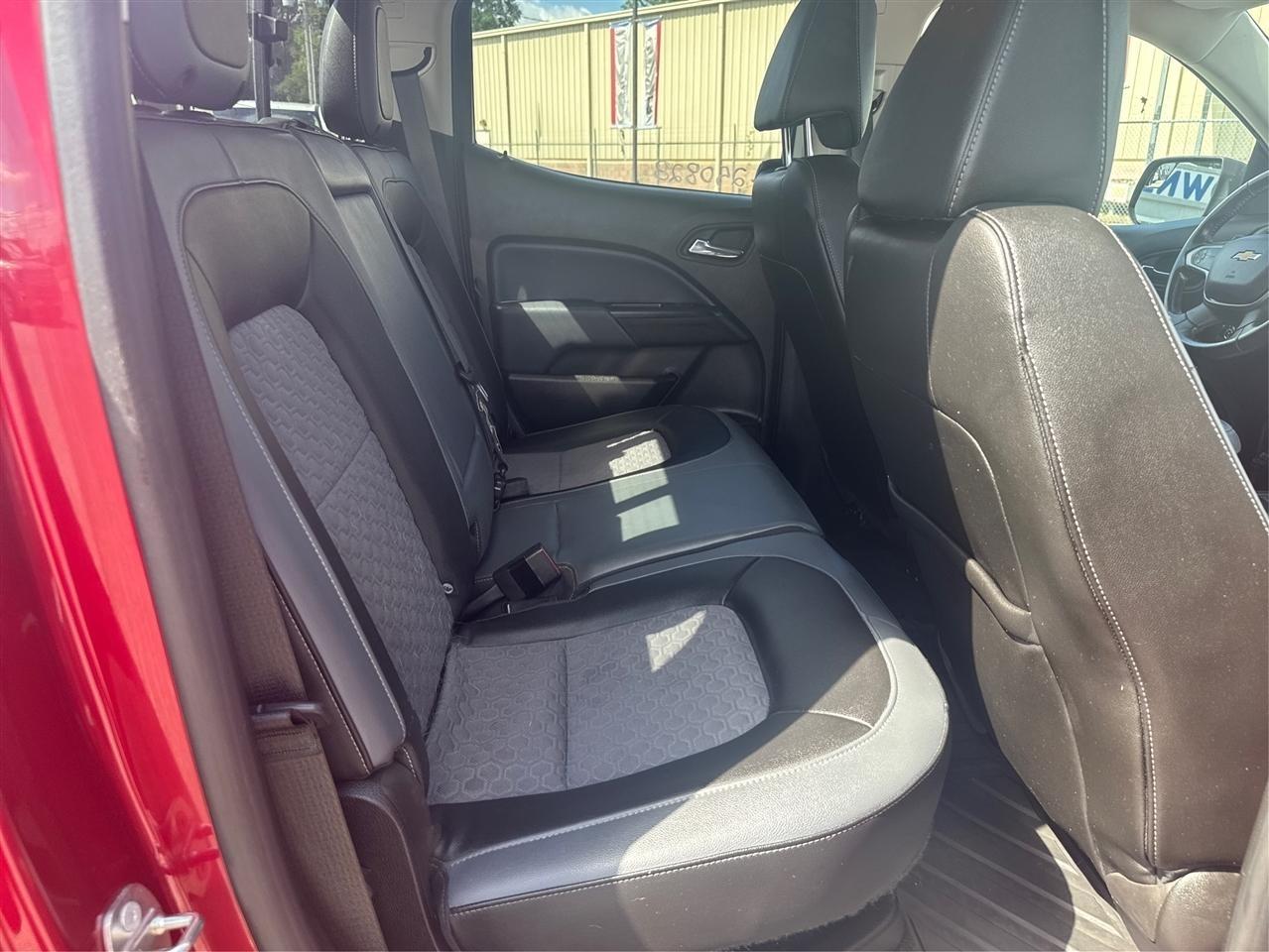 Chevrolet Colorado Z71 Crew Cab 2WD Short Box 2017
