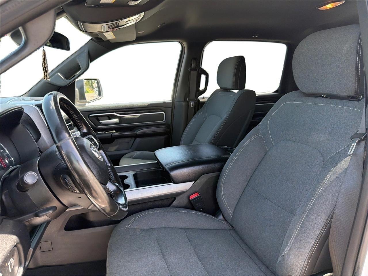 RAM 1500 Big Horn Crew Cab LWB 4WD 2022