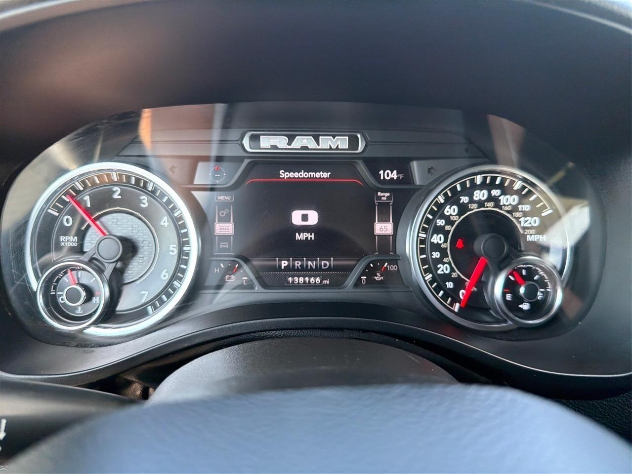 RAM 1500 Big Horn Crew Cab LWB 4WD 2022