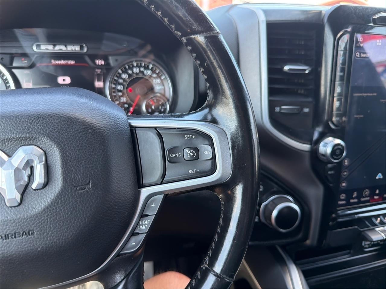 RAM 1500 Big Horn Crew Cab LWB 4WD 2022