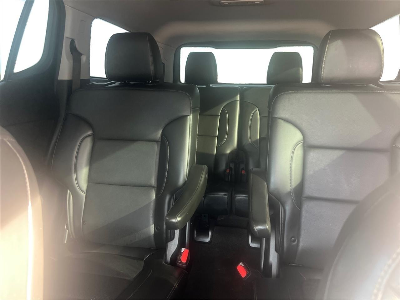 GMC Acadia SLT-1 FWD 2021