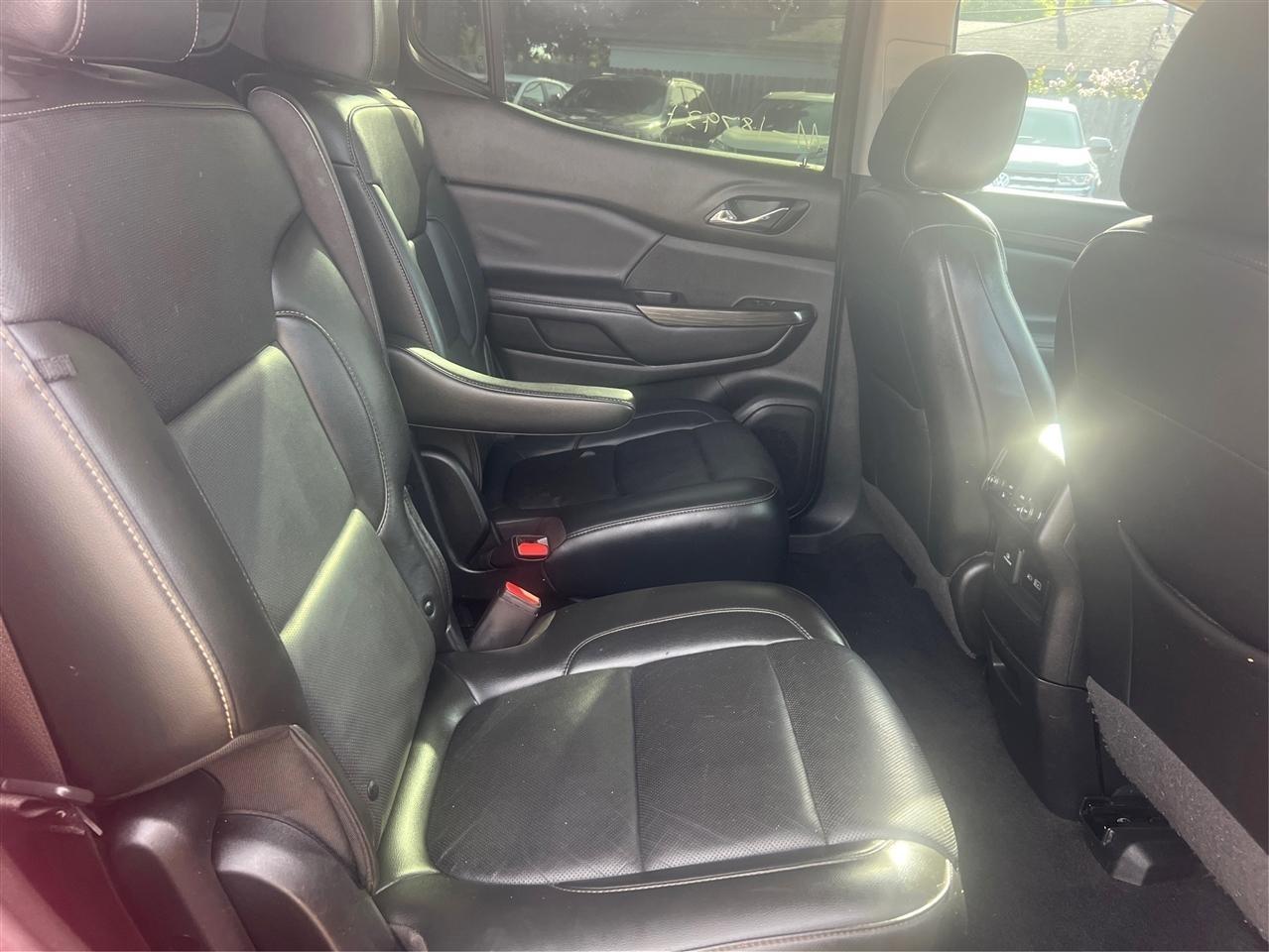 GMC Acadia SLT-1 FWD 2021