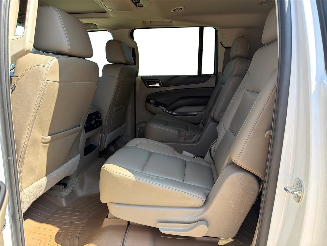Chevrolet Suburban LT 4WD 2018