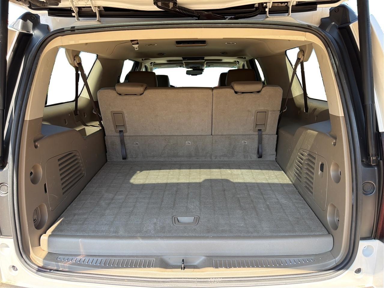 Chevrolet Suburban LT 4WD 2018