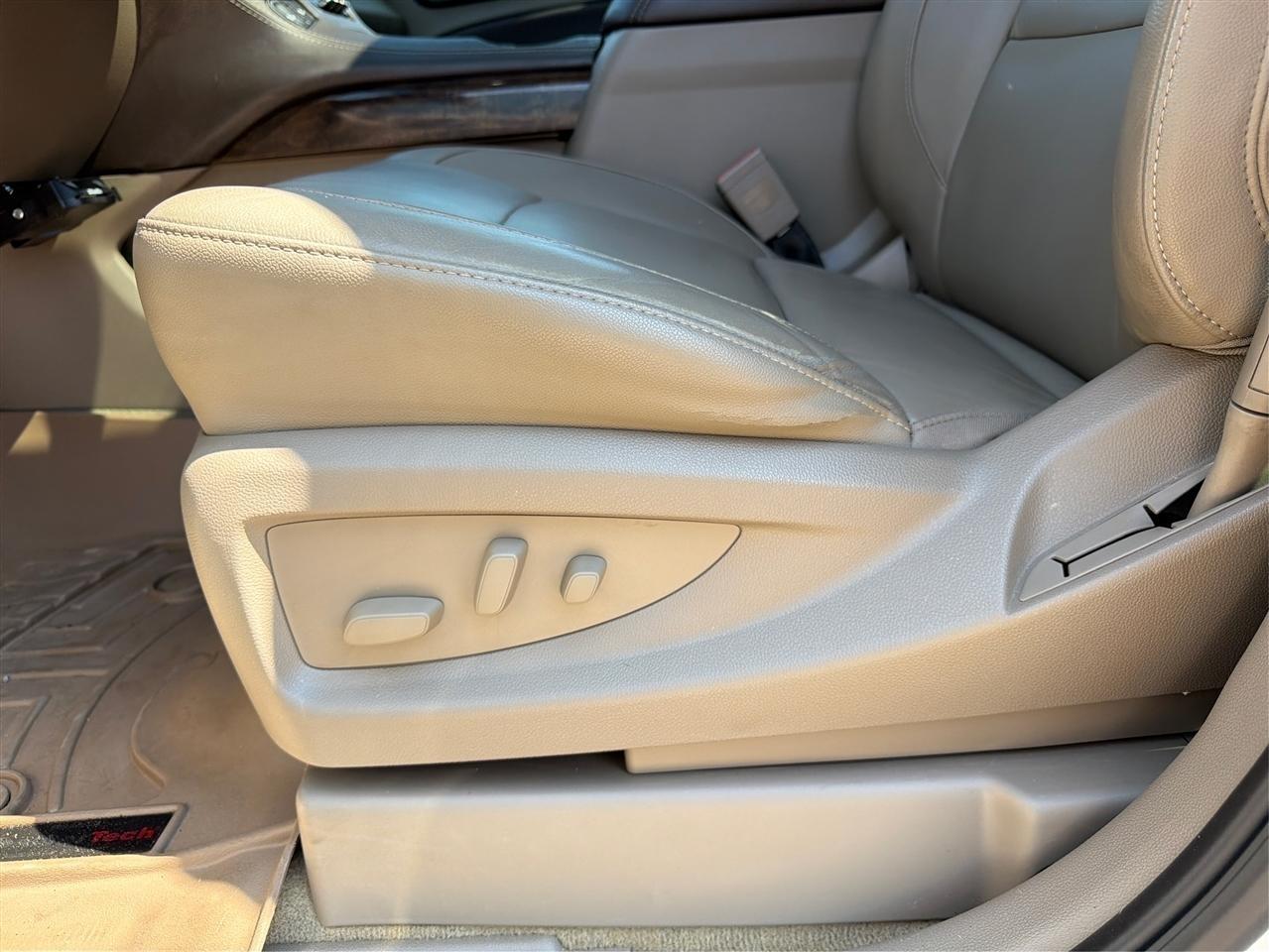 Chevrolet Suburban LT 4WD 2018