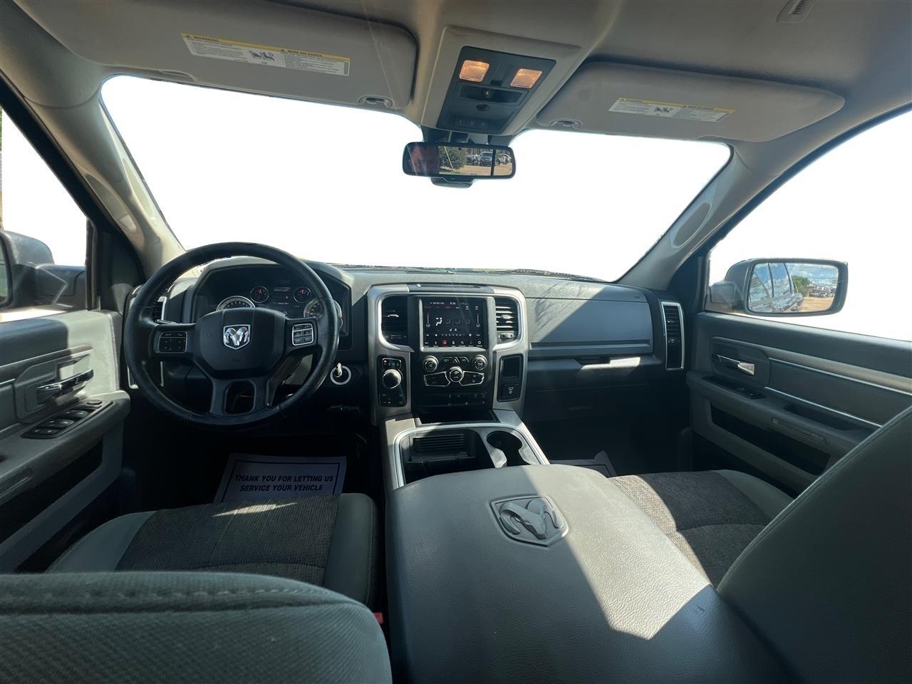 RAM 1500 SLT Crew Cab SWB 4WD 2018