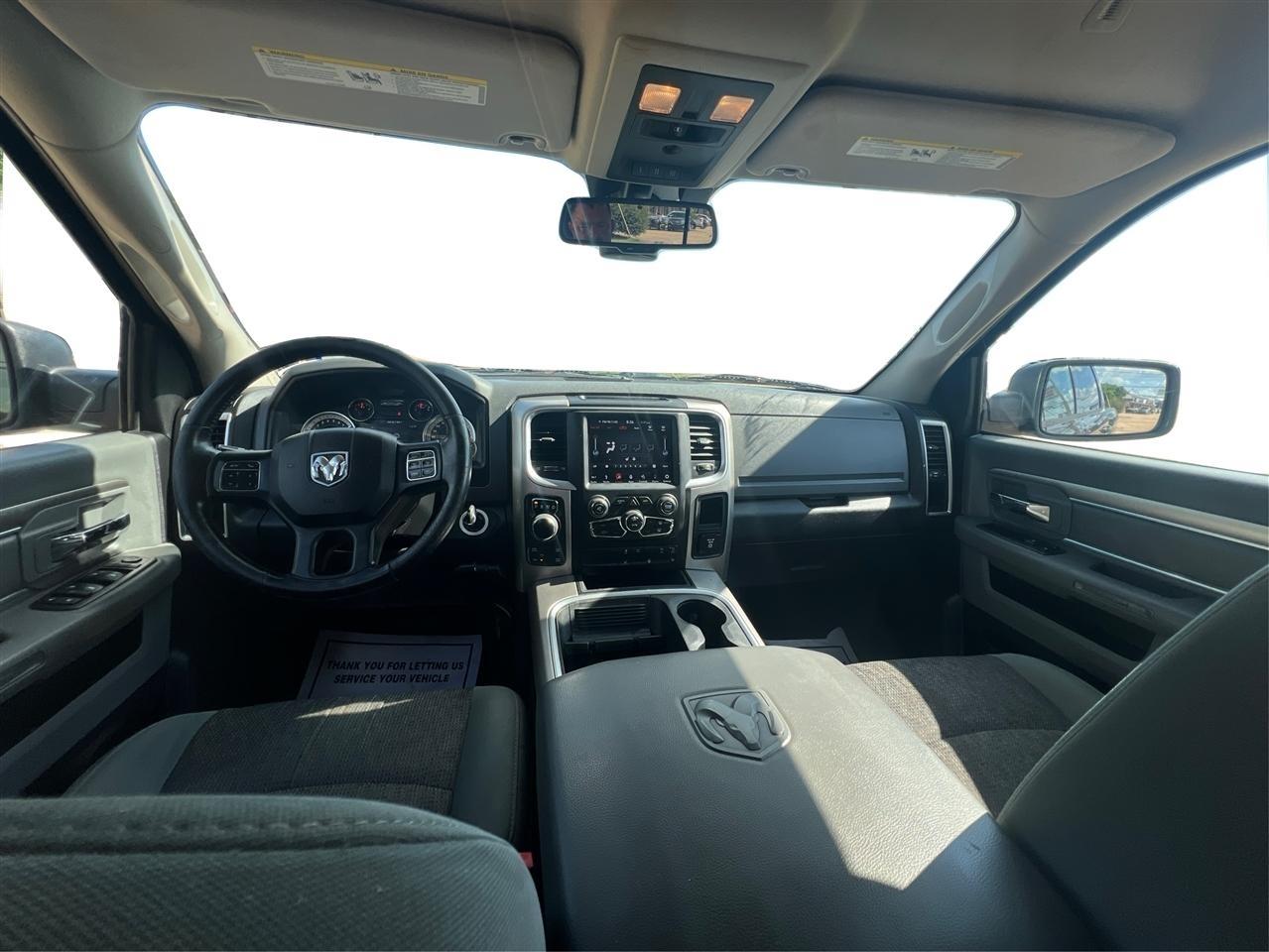 RAM 1500 SLT Crew Cab SWB 4WD 2018