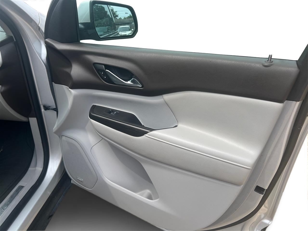 GMC Acadia SLT-1 FWD 2017