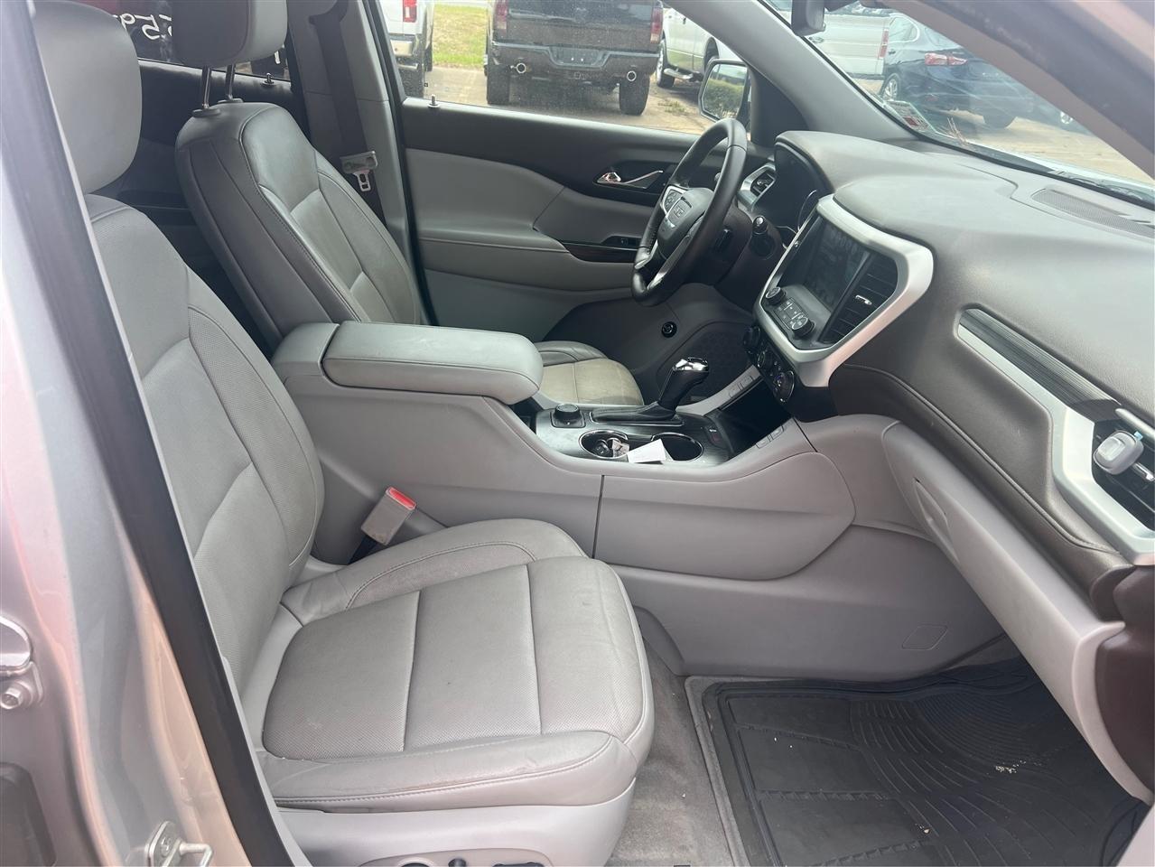 GMC Acadia SLT-1 FWD 2017