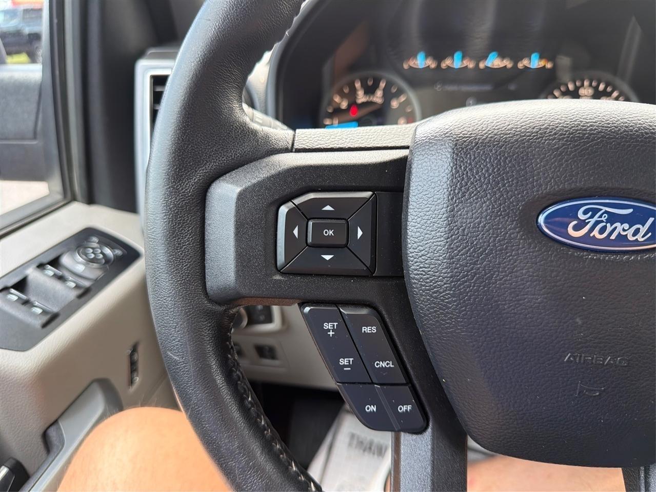 Ford F-150 XL SuperCrew 5.5-ft. Bed 4WD 2018