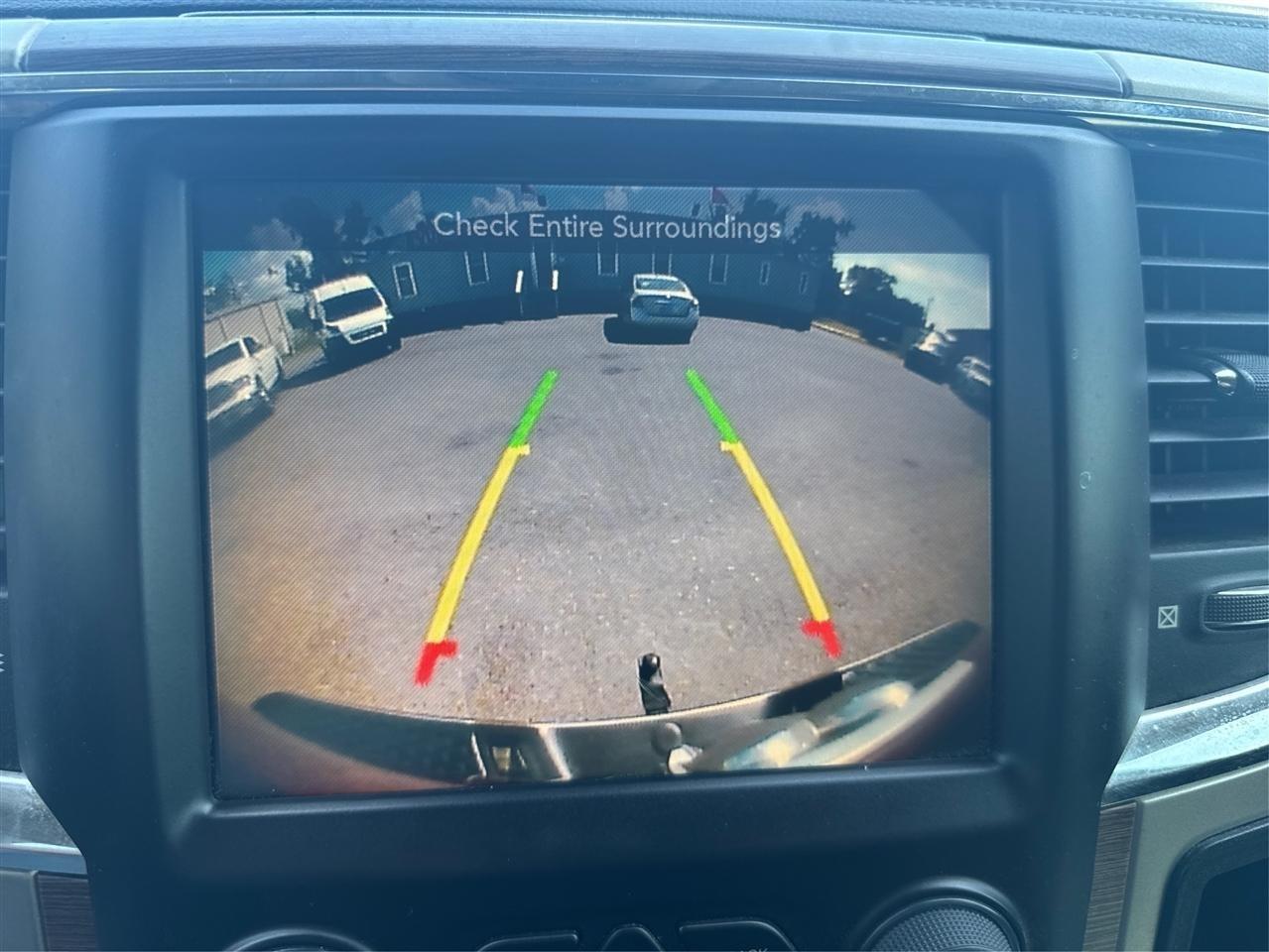 RAM 1500 Laramie Crew Cab SWB 4WD 2015